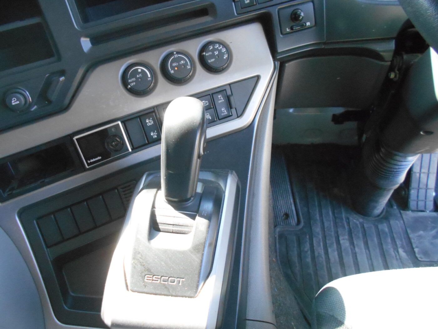 KI272　R1　アルミウィング