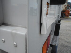 KI206　R5　アルミウィング