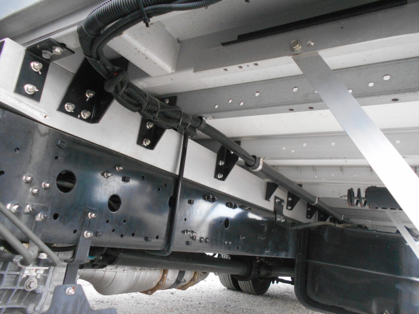 KI206　R5　アルミウィング